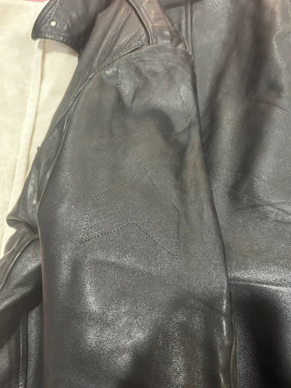 Vintage Black Leather Jacket XL Heavy, Faux Fur Lined, Hidden Pockets Durable - Picture 10 of 13